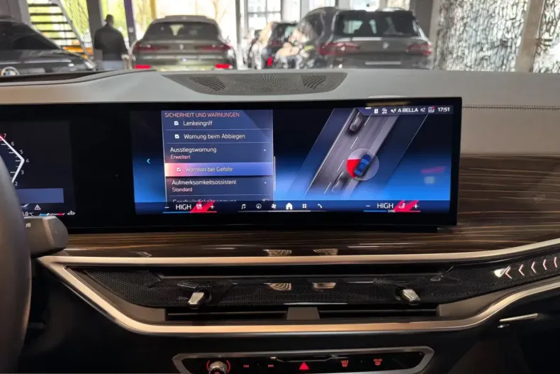 BMW X6 (Seria X) din 2023 cu 24.750 km - oferta BMW207732 - foto 20