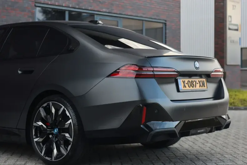 BMW 550 (Seria 5) din 2024 cu 64.350 km - oferta BMW207745 - foto 11