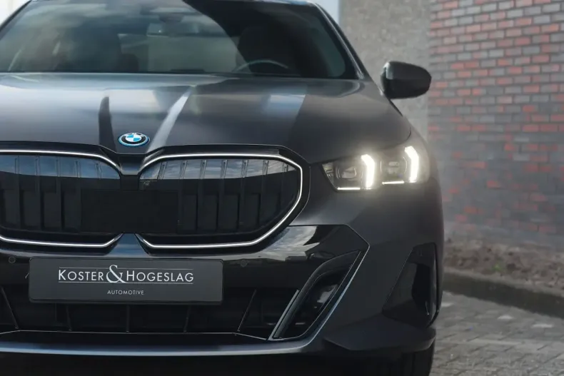 BMW 550 (Seria 5) din 2024 cu 64.350 km - oferta BMW207745 - foto 13