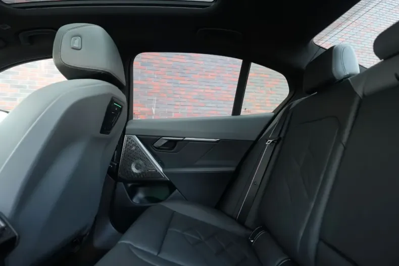 BMW 550 (Seria 5) din 2024 cu 64.350 km - oferta BMW207745 - foto 31