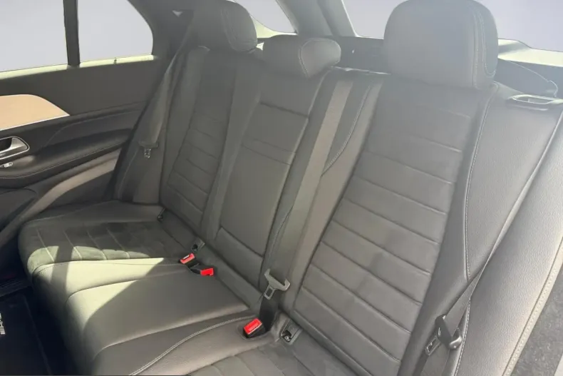 Mercedes-Benz GLE 450 (Clasa GLE) din 2025 cu 19.959 km - oferta MER207755 - foto 12