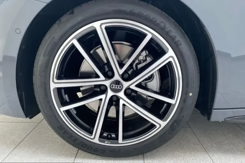 Audi A5 din 2025 cu 9.900 km - oferta AUD207771 - foto 5