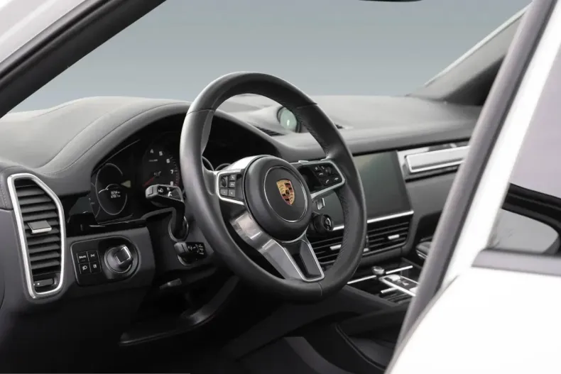 Porsche Cayenne din 2023 cu 36.990 km - oferta POR207778 - foto 28