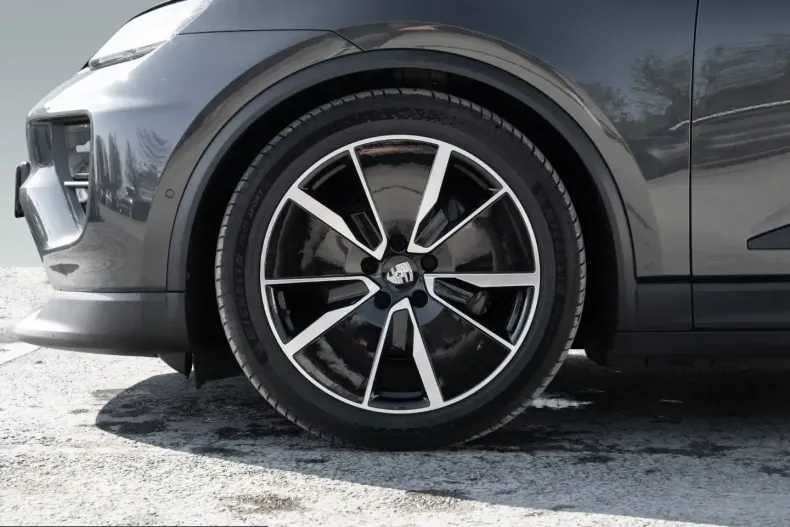 Porsche Macan din 2024 cu 27.200 km - oferta POR207779 - foto 6