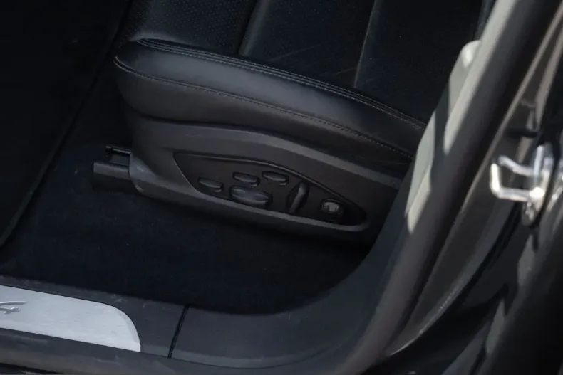 Porsche Macan din 2024 cu 27.200 km - oferta POR207779 - foto 18