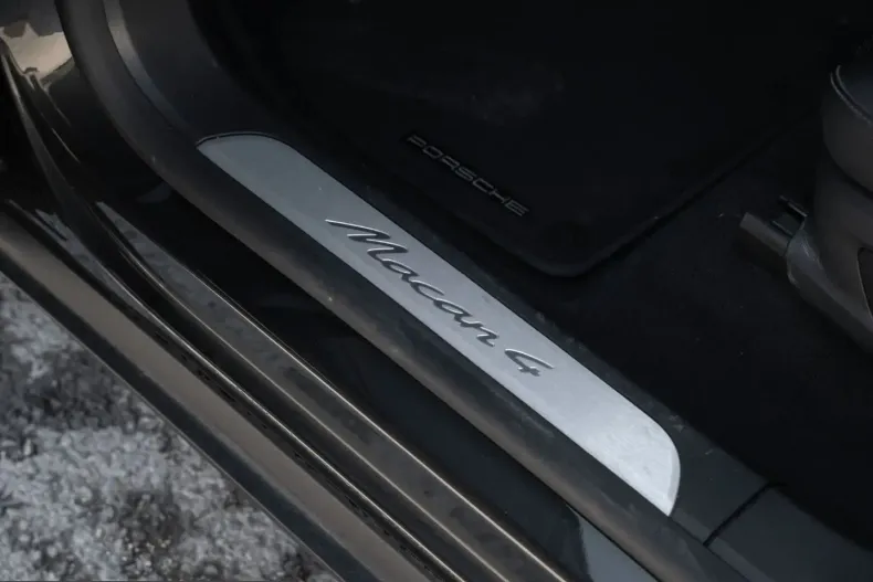 Porsche Macan din 2024 cu 27.200 km - oferta POR207779 - foto 20