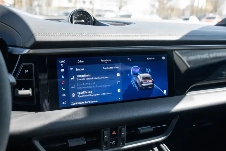 Porsche Macan din 2024 cu 27.200 km - oferta POR207779 - foto 24