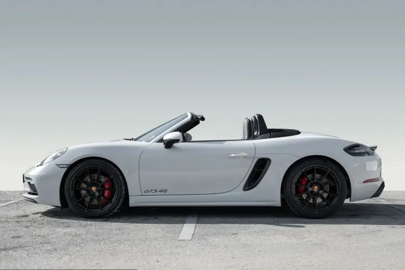 Porsche Boxster din 2024 cu 14.500 km - oferta POR207780 - foto 2