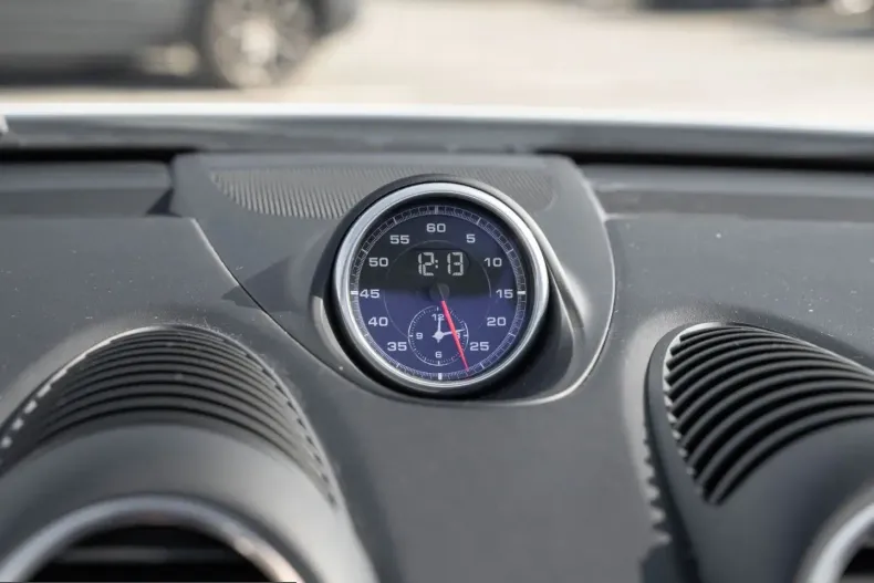 Porsche Boxster din 2024 cu 14.500 km - oferta POR207780 - foto 34