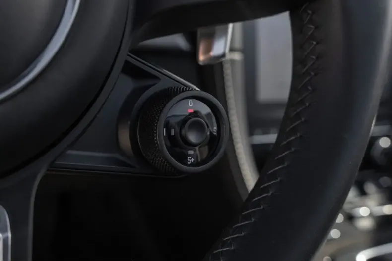 Porsche Boxster din 2024 cu 14.500 km - oferta POR207780 - foto 35