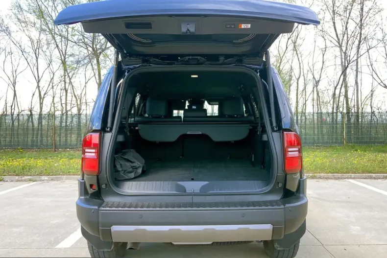 Toyota Land Cruiser din 2025 cu 18.516 km - oferta TOY207784 - foto 11