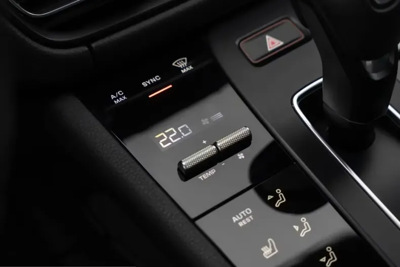 Porsche Macan din 2023 cu 76.120 km - oferta POR207785 - foto 21