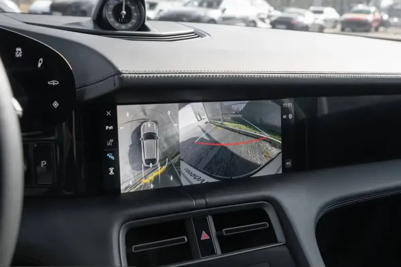 Porsche Taycan din 2024 cu 13.733 km - oferta POR207786 - foto 19