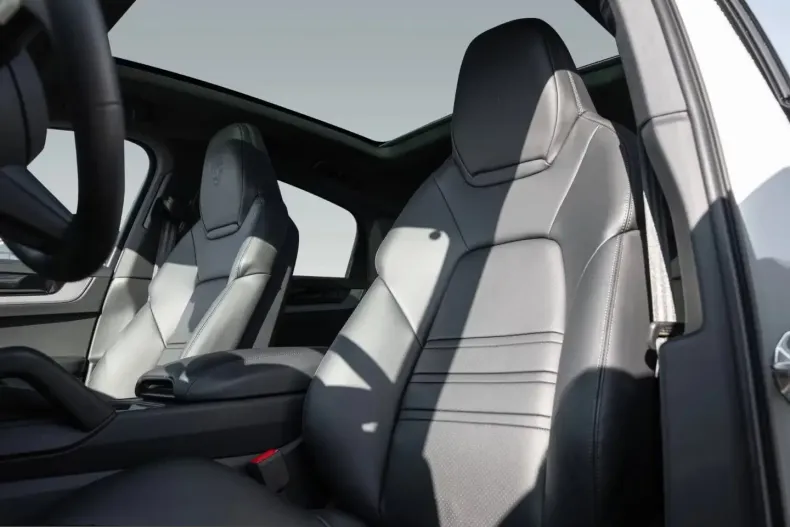 Porsche Cayenne din 2025 cu 6.504 km - oferta POR207788 - foto 9