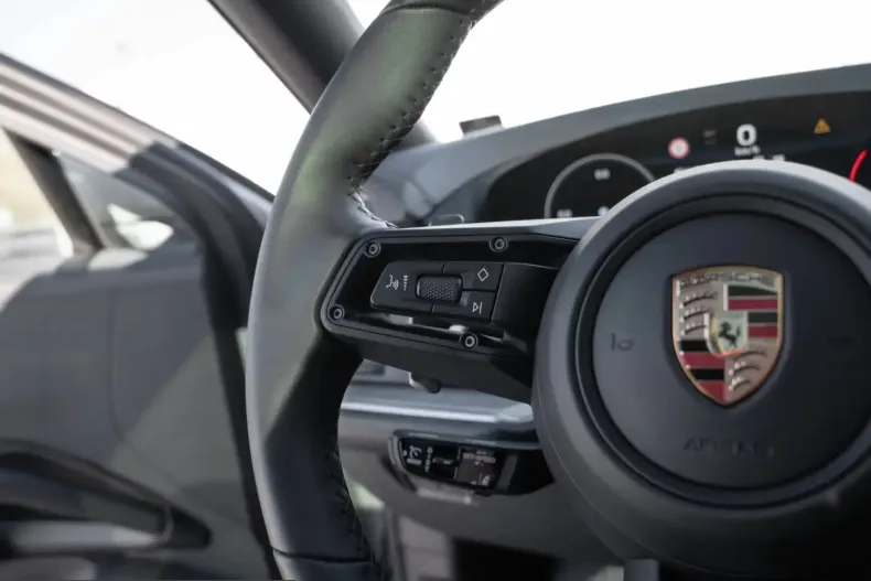 Porsche Cayenne din 2025 cu 6.504 km - oferta POR207788 - foto 12