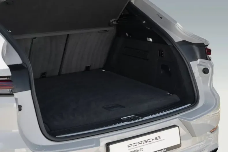 Porsche Cayenne din 2025 cu 6.504 km - oferta POR207788 - foto 28