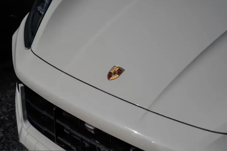 Porsche Cayenne din 2025 cu 6.504 km - oferta POR207788 - foto 30