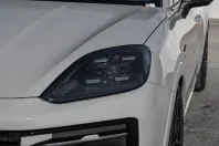 Porsche Cayenne din 2025 cu 6.504 km - oferta POR207788 - foto 31