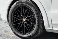 Porsche Cayenne din 2025 cu 6.504 km - oferta POR207788 - foto 32