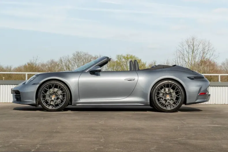 Porsche 911 din 2024 cu 22.500 km - oferta POR207790 - foto 3