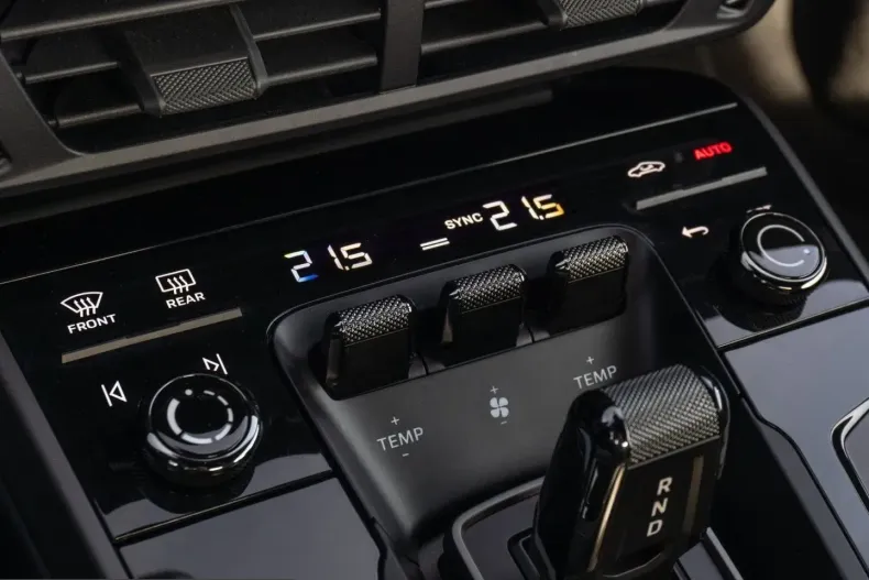 Porsche 911 din 2024 cu 22.500 km - oferta POR207790 - foto 31