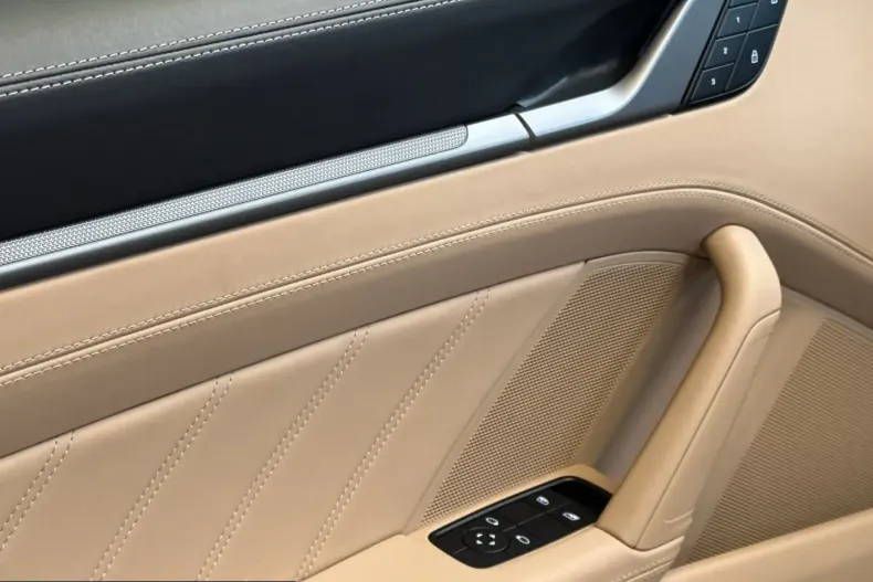 Porsche 992 din 2024 cu 14.300 km - oferta POR207796 - foto 14