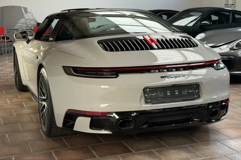 Porsche 992 din 2024 cu 14.300 km - oferta POR207796 - foto 21