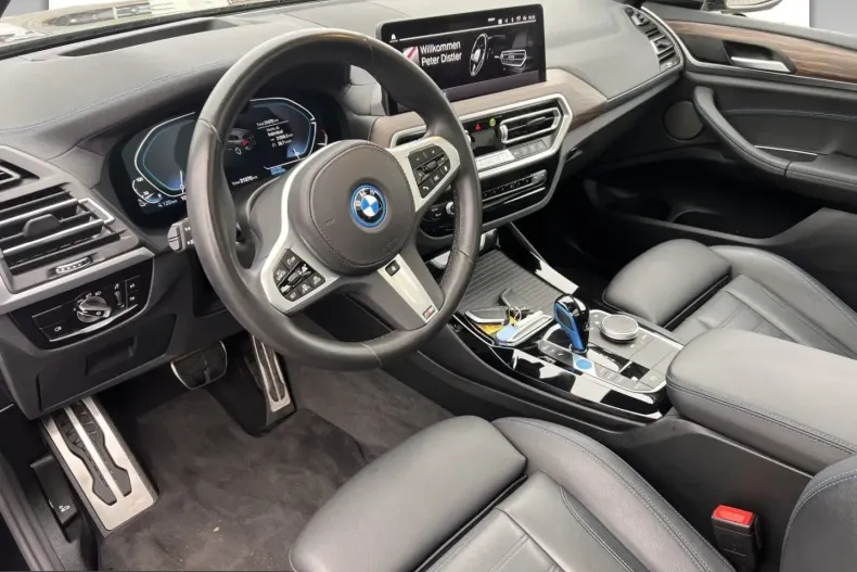 BMW iX3 (Seria X) din 2022 cu 31.070 km - oferta BMW207799 - foto 6