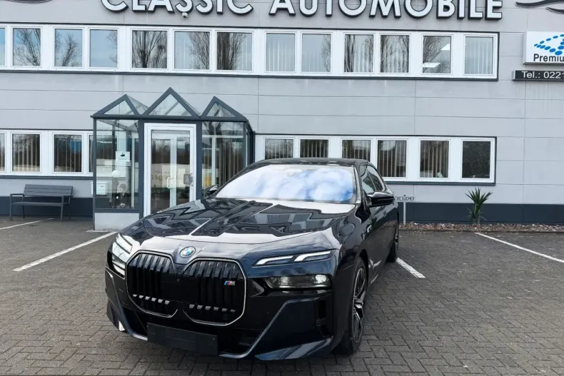 BMW i7 (Seria 7) din 2023 cu 16.528 km - oferta BMW207801 - foto 2