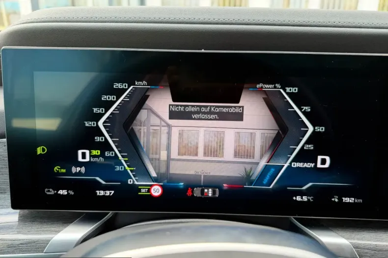 BMW i7 (Seria 7) din 2023 cu 16.528 km - oferta BMW207801 - foto 8