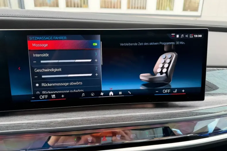 BMW i7 (Seria 7) din 2023 cu 16.528 km - oferta BMW207801 - foto 19