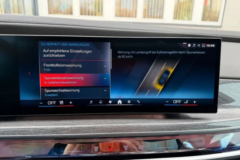 BMW i7 (Seria 7) din 2023 cu 16.528 km - oferta BMW207801 - foto 28