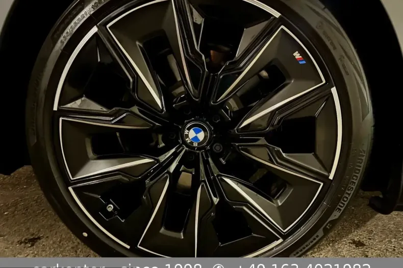 BMW i7 (Seria 7) din 2025 cu 8.961 km - oferta BMW207803 - foto 31