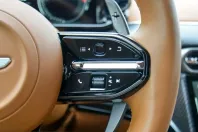 Aston Martin V8 Vantage din 2024 cu 10.499 km - oferta AST207806 - foto 24