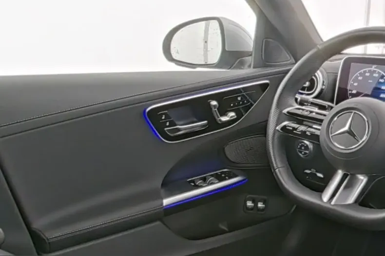 Mercedes-Benz C 300 (Clasa C) din 2024 cu 19.900 km - oferta MER207814 - foto 5