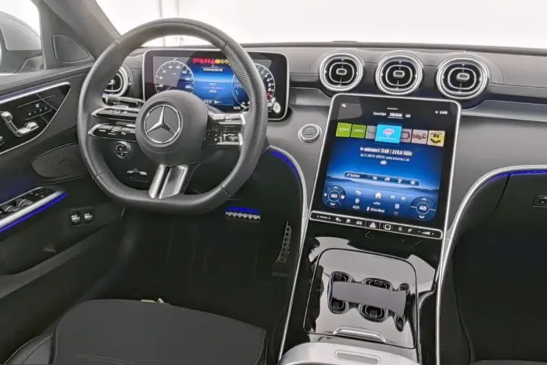 Mercedes-Benz C 300 (Clasa C) din 2024 cu 19.900 km - oferta MER207814 - foto 7