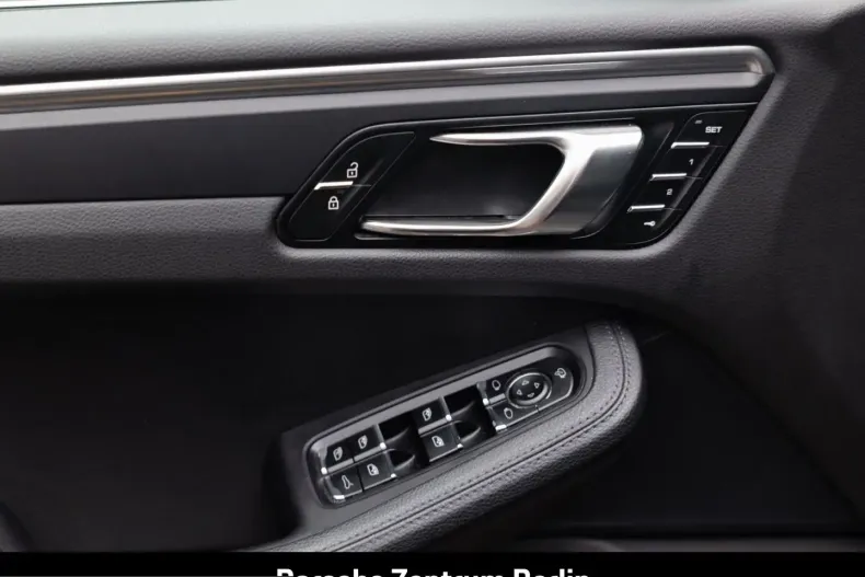 Porsche Macan din 2023 cu 35.561 km - oferta POR207817 - foto 19