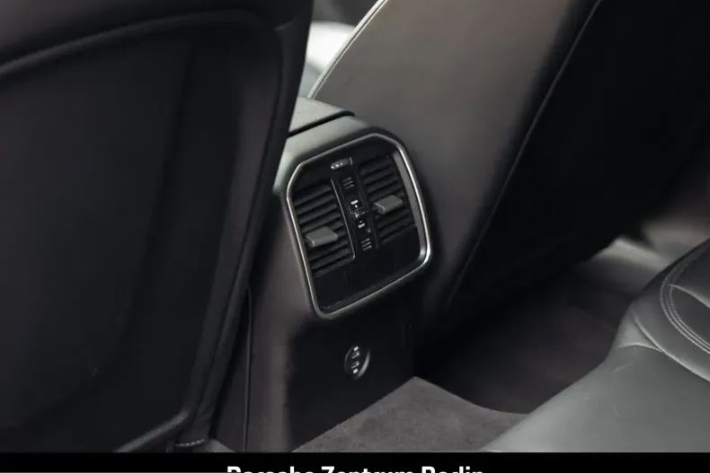 Porsche Macan din 2023 cu 35.561 km - oferta POR207817 - foto 23