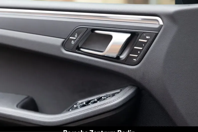 Porsche Macan din 2023 cu 35.561 km - oferta POR207817 - foto 24