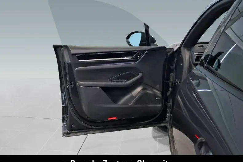 Porsche Macan din 2024 cu 29.990 km - oferta POR207819 - foto 10