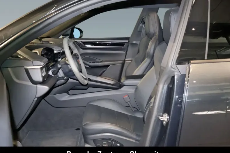 Porsche Macan din 2024 cu 29.990 km - oferta POR207819 - foto 11