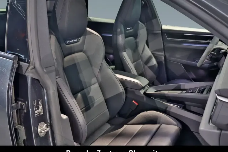 Porsche Macan din 2024 cu 29.990 km - oferta POR207819 - foto 12