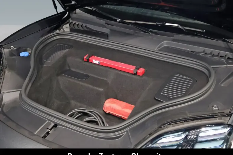 Porsche Macan din 2024 cu 29.990 km - oferta POR207819 - foto 35