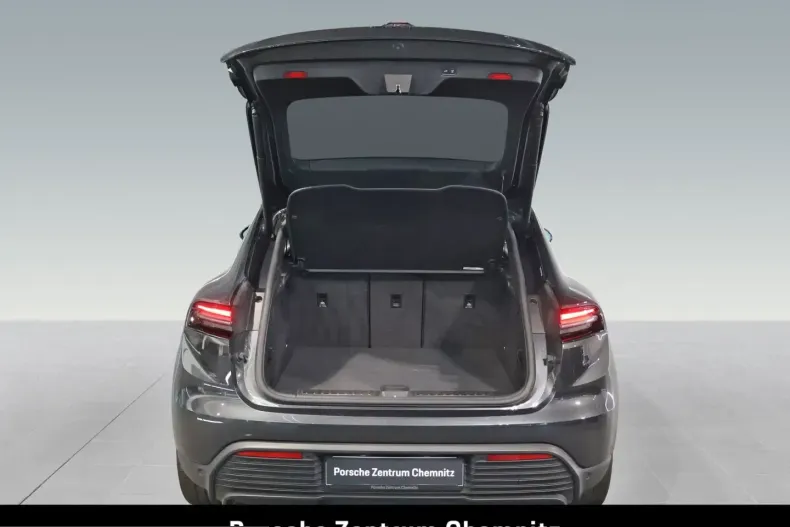 Porsche Macan din 2024 cu 29.990 km - oferta POR207819 - foto 36