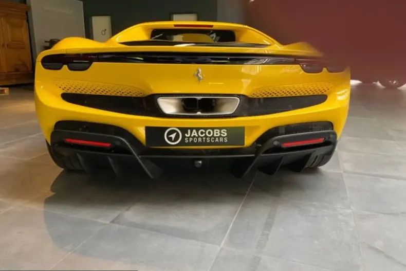 Ferrari 296 GTB din 2024 cu 1.440 km - oferta FER207821 - foto 7