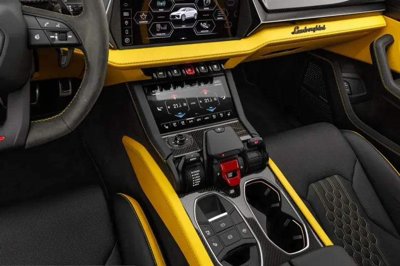 Lamborghini Urus din 2025 cu 15.000 km - oferta LAM207825 - foto 7