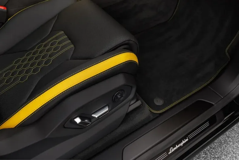 Lamborghini Urus din 2025 cu 15.000 km - oferta LAM207825 - foto 14