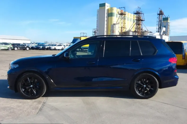 BMW X7 (Seria X) din 2021 cu 105.606 km - oferta BMW207829 - foto 2