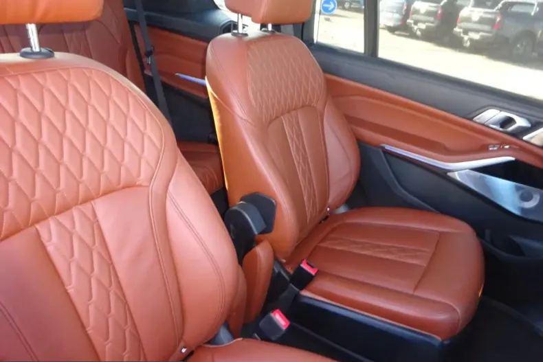 BMW X7 (Seria X) din 2021 cu 105.606 km - oferta BMW207829 - foto 16