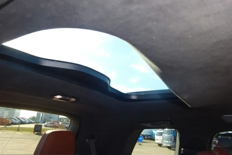 BMW X7 (Seria X) din 2021 cu 105.606 km - oferta BMW207829 - foto 18